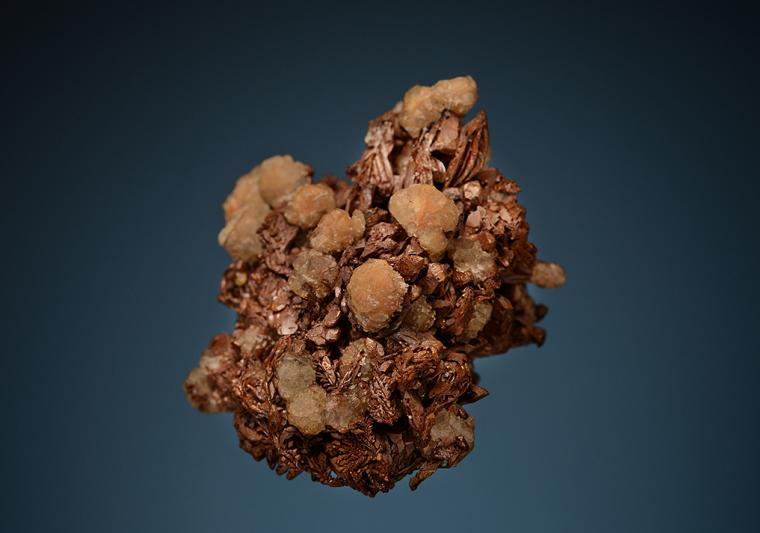 COPPER (SPINEL twins) with ANALCIME